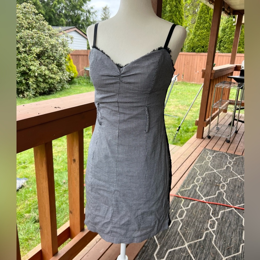 GUESS Jeans Black and White Houndstooth Y2K Mini Dress Size Small